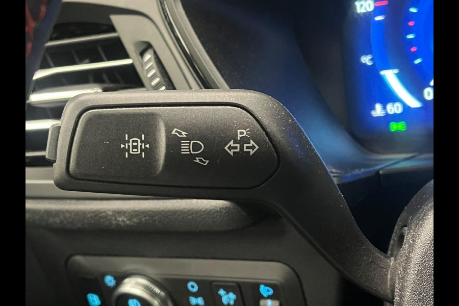 Ford Kuga 2.5 PHEV ST-Line Automaat Trekhaak Navigatie Apple CarPlay Android Auto Camera Parkeerhulp Adaptive Cruise Control Dodehoekdetectie Stoelverwarming Climate Control Lichtmetalen velgen