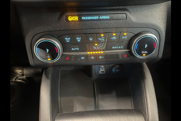 Ford Kuga 2.5 PHEV ST-Line Automaat Trekhaak Navigatie Apple CarPlay Android Auto Camera Parkeerhulp Adaptive Cruise Control Dodehoekdetectie Stoelverwarming Climate Control Lichtmetalen velgen
