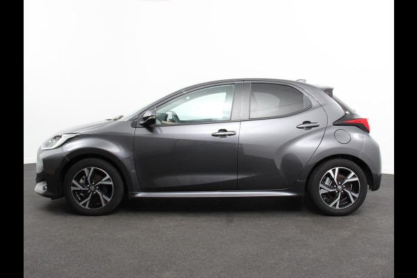 Toyota Yaris 1.5 Hybrid Dynamic Automaat Climate control Cruise control adaptieve LED Achteruitrijcamera Lane assist Apple Carplay/ Android Auto Camera