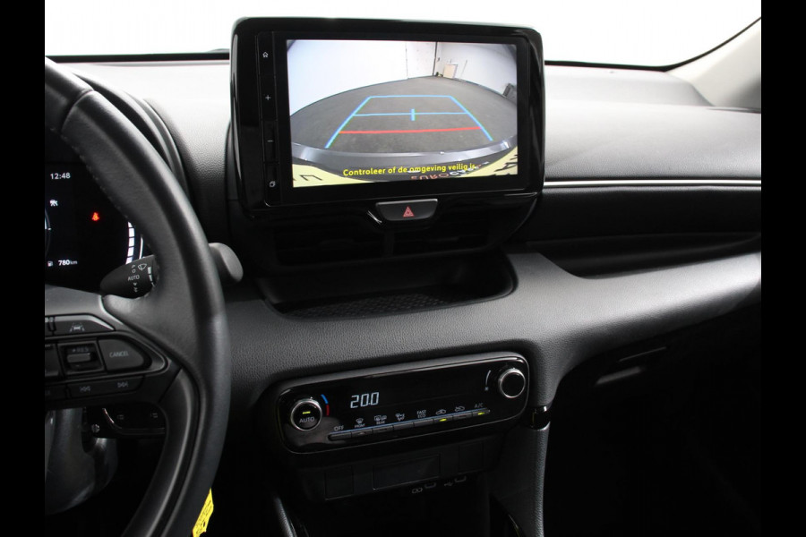 Toyota Yaris 1.5 Hybrid Dynamic Automaat Climate control Cruise control adaptieve LED Achteruitrijcamera Lane assist Apple Carplay/ Android Auto Camera