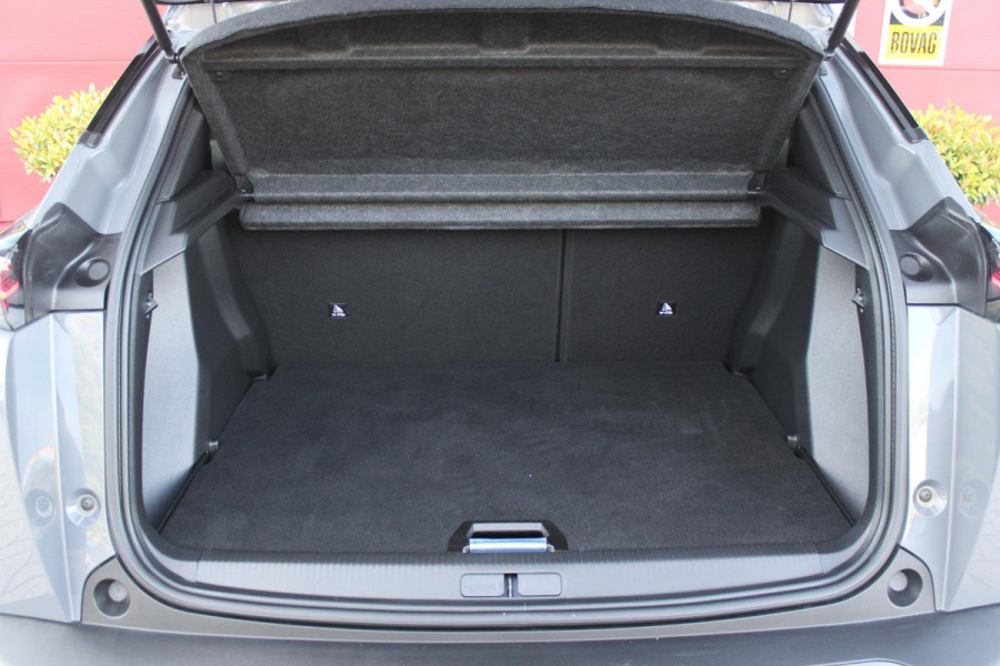 Peugeot 2008 1.2 Hybrid 145PK AUTOMAAT GT PACK | ELEKTRISCH BEDIENBARE BESTUURDERSSTOEL | NAVIGATIE | FULL LED KOPLAMPEN | DRAADLOZE APPLE CARPLAY/ANDROID AUTO | ADAPTIVE CRUISE CONTROL | CAMERA VOOR + ACHTER | CLIMATE CONTROL | LICHTMETALEN VELGEN 17" | KEYLESS ENTRY/START | DAB+ RADIO | ALCANTARA/LEDEREN BEKLEDING  | DODEHOEK DETECTIE | PARKEERSENSOREN VOOR + ACHTER | STOEL VERWARMING | DRAADLOZE TELEFOONLADER |