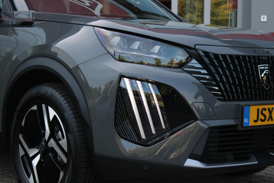 Peugeot 2008 1.2 Hybrid 145PK AUTOMAAT GT PACK | ELEKTRISCH BEDIENBARE BESTUURDERSSTOEL | NAVIGATIE | FULL LED KOPLAMPEN | DRAADLOZE APPLE CARPLAY/ANDROID AUTO | ADAPTIVE CRUISE CONTROL | CAMERA VOOR + ACHTER | CLIMATE CONTROL | LICHTMETALEN VELGEN 17" | KEYLESS ENTRY/START | DAB+ RADIO | ALCANTARA/LEDEREN BEKLEDING  | DODEHOEK DETECTIE | PARKEERSENSOREN VOOR + ACHTER | STOEL VERWARMING | DRAADLOZE TELEFOONLADER |