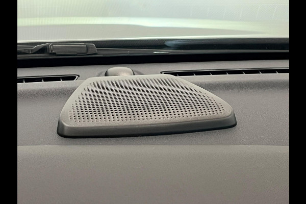 Ford Puma 1.0 EcoBoost Hybrid ST-Line Navigatie Apple Carplay Android Auto Parkeerhulp achter Cruise Control Stoel-en stuurverwarming Climate Control Lichtmetalen velgen