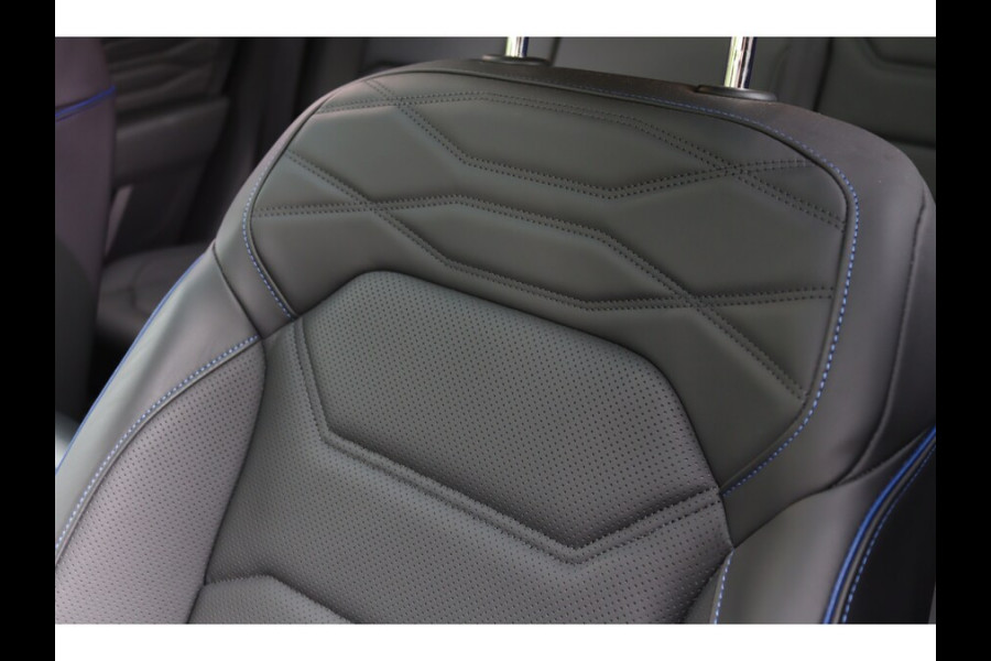 Volkswagen Touareg 3.0 TSi eHybrid 4M R Pano Trekh DynAudio Stoel-koel Massage HUD 360