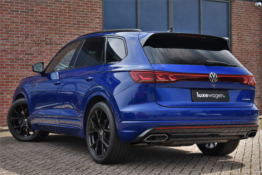 Volkswagen Touareg 3.0 TSi eHybrid 4M R Pano Trekh DynAudio Stoel-koel Massage HUD 360