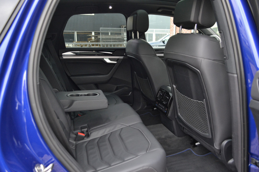 Volkswagen Touareg 3.0 TSi eHybrid 4M R Pano Trekh DynAudio Stoel-koel Massage HUD 360