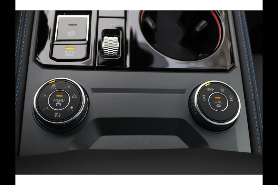 Volkswagen Touareg 3.0 TSi eHybrid 4M R Pano Trekh DynAudio Stoel-koel Massage HUD 360