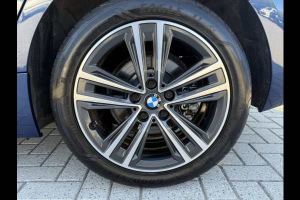 BMW 1-serie 118i High Executive | Camera | PDC | Carplay | Cruise Control |