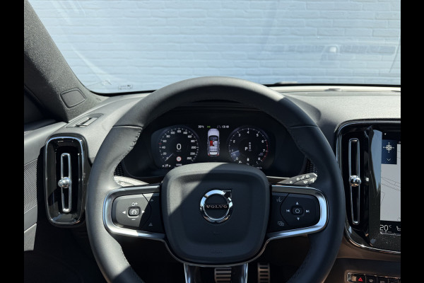 Volvo XC40 2.0 B4 R-Design | Pilot Assist | Bliss | Camera | CarPlay | 18 inch