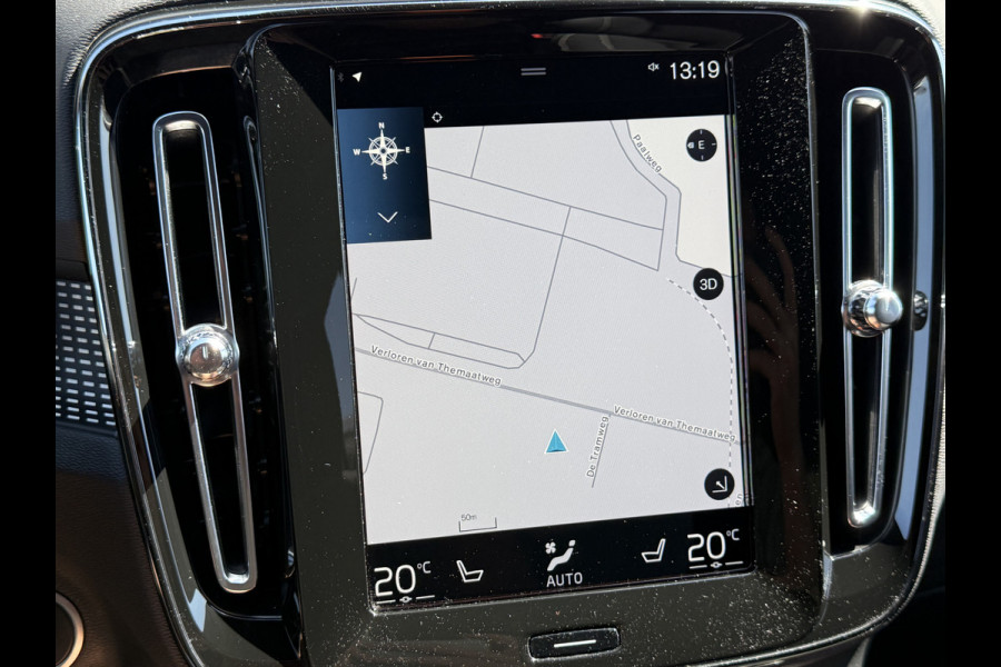 Volvo XC40 2.0 B4 R-Design | Pilot Assist | Bliss | Camera | CarPlay | 18 inch