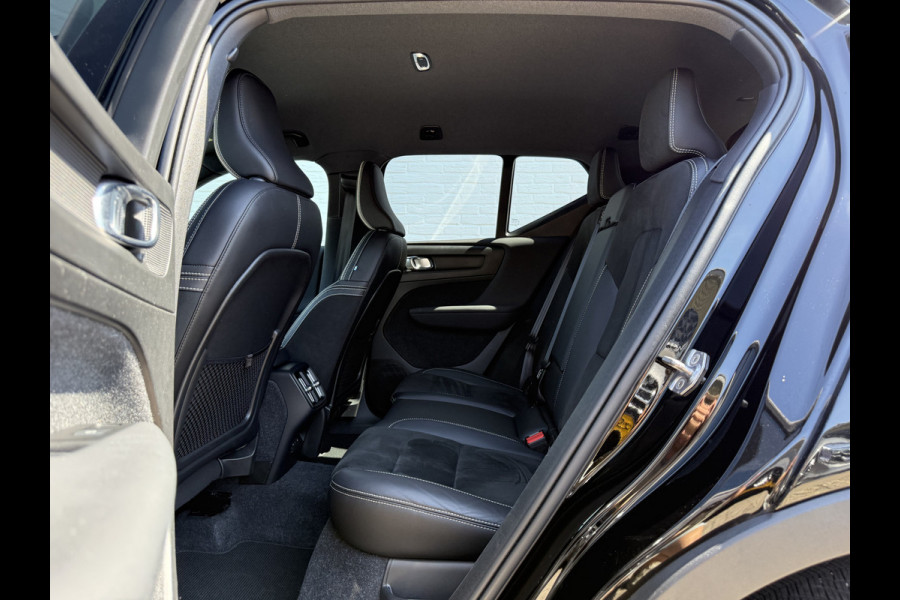 Volvo XC40 2.0 B4 R-Design | Pilot Assist | Bliss | Camera | CarPlay | 18 inch