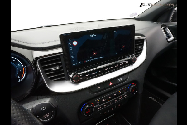 Kia Ceed Sportswagon 1.5 T-GDi GT-PlusLine (PANORAMA-SCHUIFDAK,JBL SOUND,DODEHOEK,MEMORY SEAT,ALCANTARA,CAMERA,STOELVERWARMING)