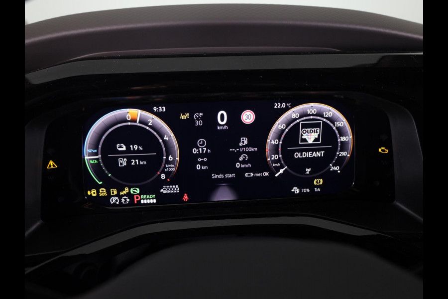 Volkswagen Multivan Bulli Edition L2 1.5 eHybrid EU6 180 kW (245pk) 31 | Panoramadak| Vis a Vis | Travel assist |