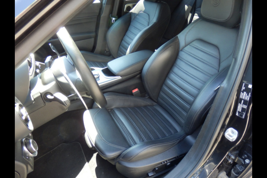 Alfa Romeo Giulia 2.0 T AWD Veloce Q4 280 pk. I Facelift I
