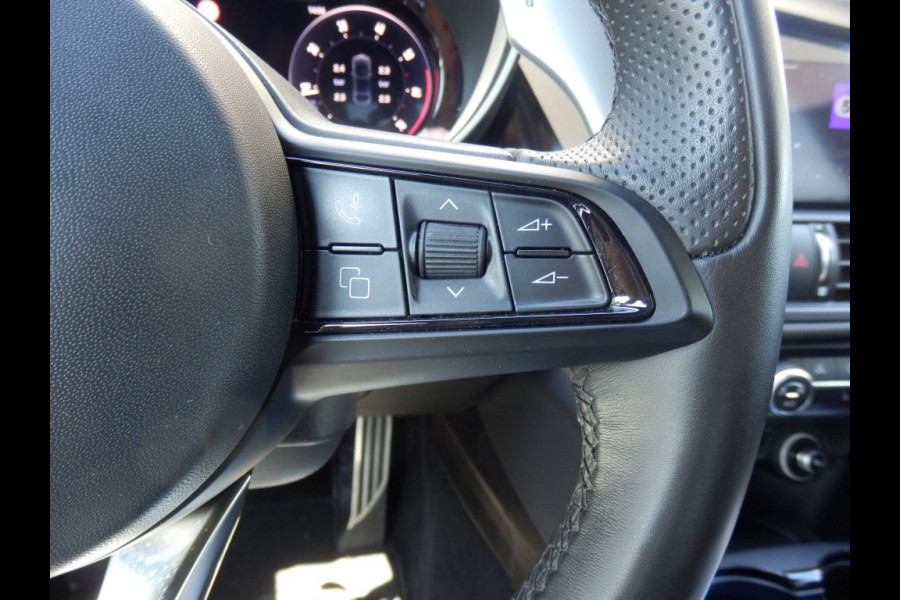 Alfa Romeo Giulia 2.0 T AWD Veloce Q4 280 pk. I Facelift I