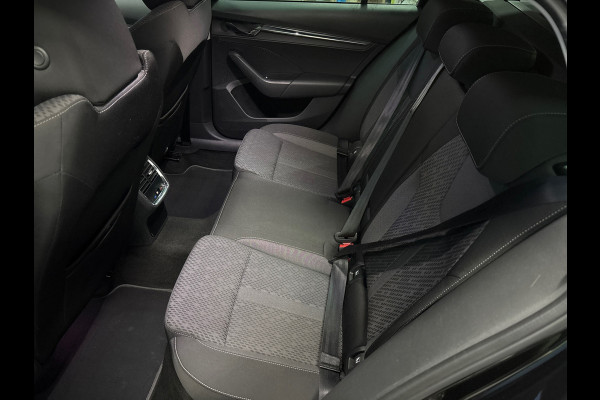 Škoda Octavia Combi 1.0 e-TSI Business Edition Plus Automaat | Navi | Clima | Trekhaak