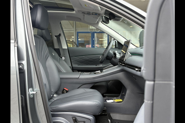 GEELY Starray EM-i 1.5 Max+ 262 PK | Panorama | Stoelen voor & achter verwarmd | Memory Seats | 360 Camera | 19 Inch LMV | 136km elektrisch bereik