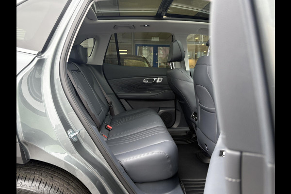 GEELY Starray EM-i 1.5 Max+ 262 PK | Panorama | Stoelen voor & achter verwarmd | Memory Seats | 360 Camera | 19 Inch LMV | 136km elektrisch bereik