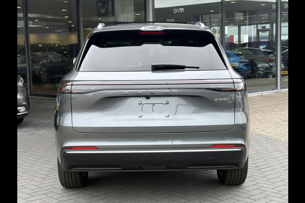 GEELY Starray EM-i 1.5 Max+ 262 PK | Panorama | Stoelen voor & achter verwarmd | Memory Seats | 360 Camera | 19 Inch LMV | 136km elektrisch bereik