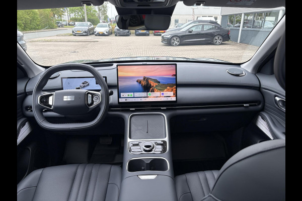 GEELY Starray EM-i 1.5 Max+ 262 PK | Panorama | Stoelen voor & achter verwarmd | Memory Seats | 360 Camera | 19 Inch LMV | 136km elektrisch bereik
