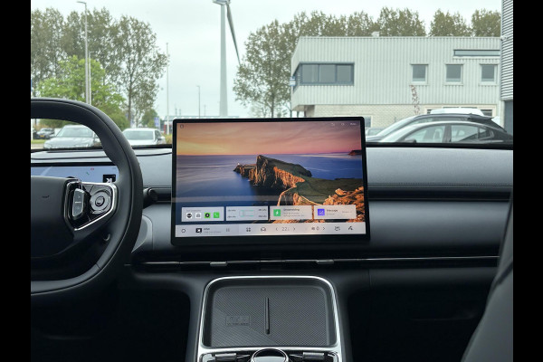 GEELY Starray EM-i 1.5 Max+ 262 PK | Panorama | Stoelen voor & achter verwarmd | Memory Seats | 360 Camera | 19 Inch LMV | 136km elektrisch bereik