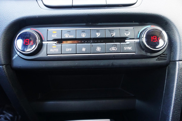 Kia Ceed Sportswagon 1.0 T-GDi 120PK Hybrid/Automaat/Trekhaak/ Dealeronderhouden/Metallic lak.