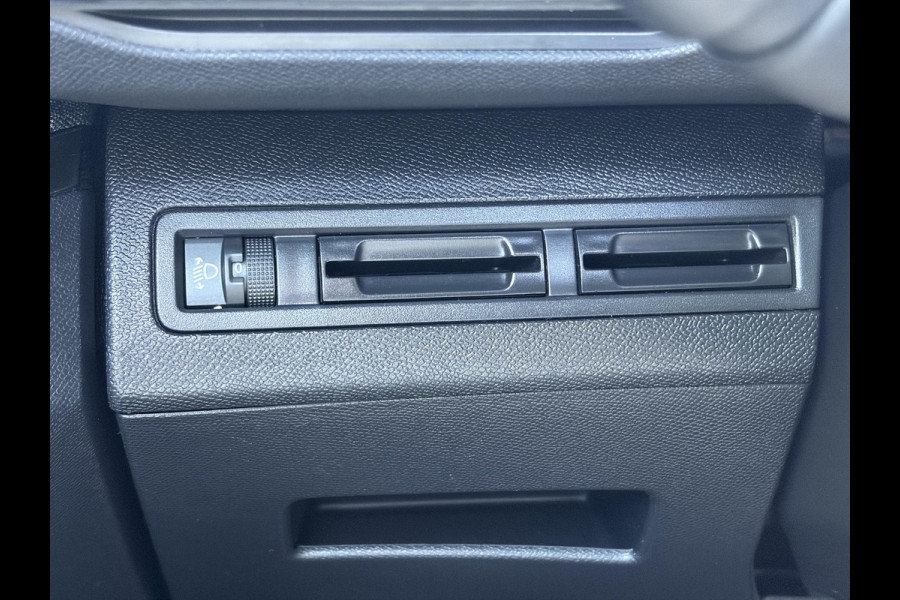 Peugeot 3008 1.2 PureTech Allure Distributieriem vv in 2025 l Pano l 360°Camera l Carplay l Dealer Onderhouden l Navi l Halfleder l Pdc l Keyless l 131pk l 6 Bak l Apk tot 12-2026