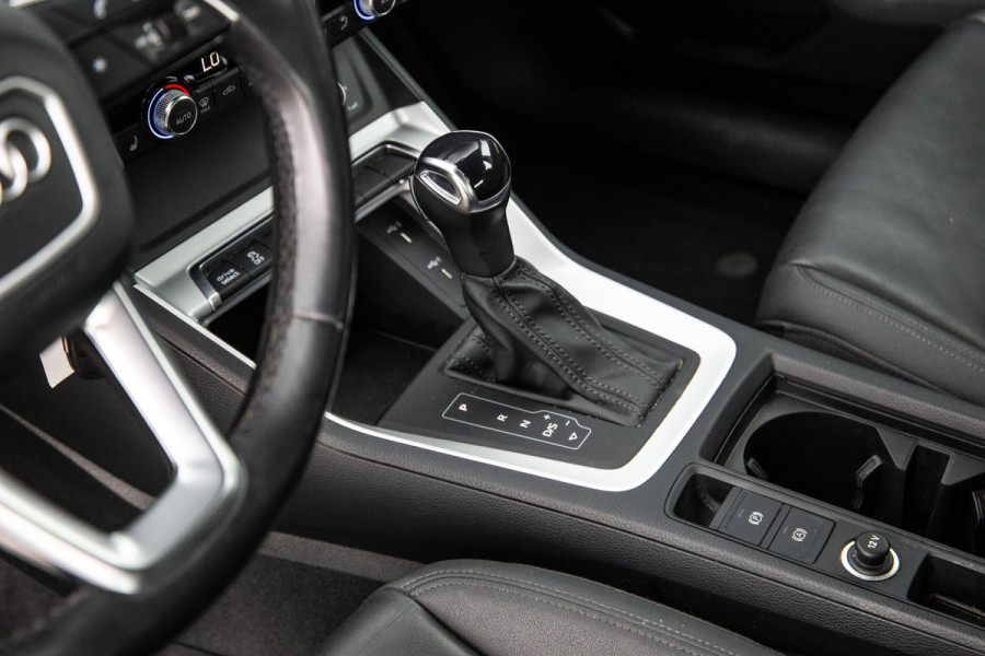 Audi Q3 Sportback 45 TFSI e Edition CRUISE CONTROLE / CARPLAY / DEALER ONDERHOUDEN / AUTOMAAT