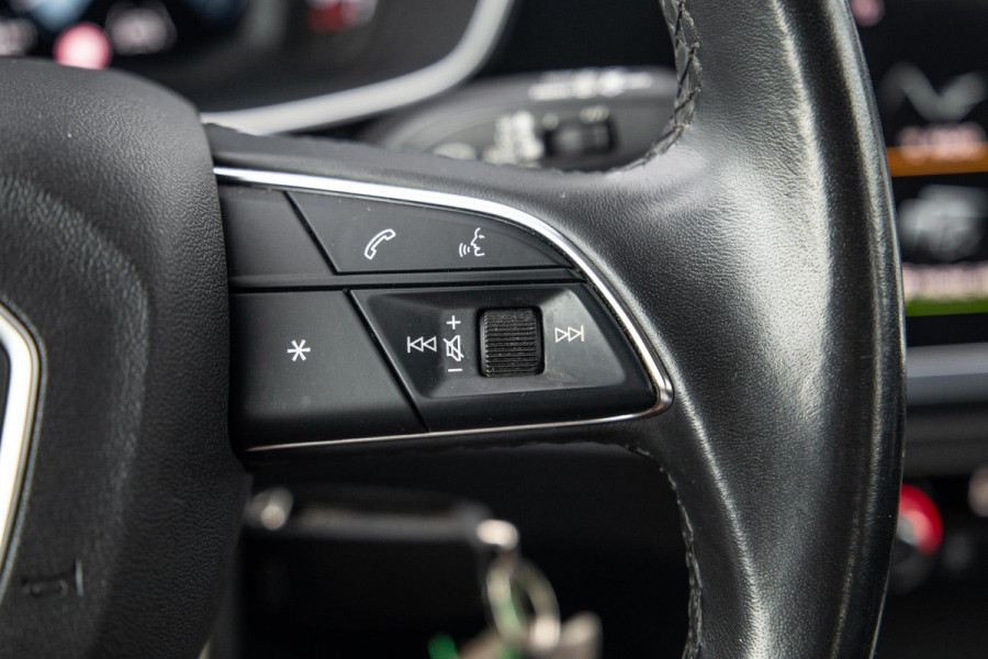 Audi Q3 Sportback 45 TFSI e Edition CRUISE CONTROLE / CARPLAY / DEALER ONDERHOUDEN / AUTOMAAT