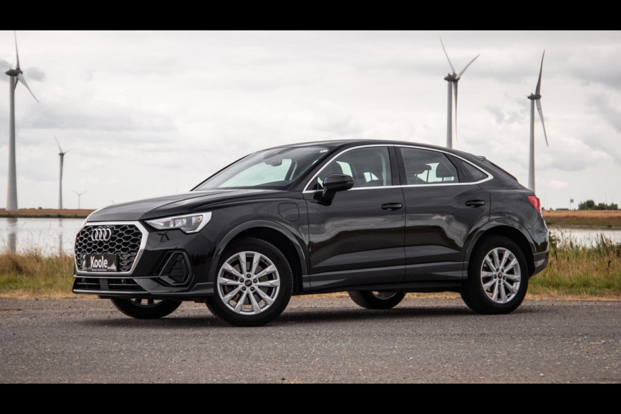 Audi Q3 Sportback 45 TFSI e Edition CRUISE CONTROLE / CARPLAY / DEALER ONDERHOUDEN / AUTOMAAT