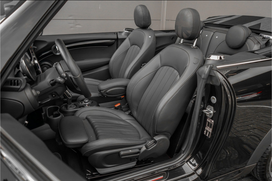 MINI Cabrio 2.0 John Cooper Works HUD H&K ACC Stuurwielverw Camera 18"