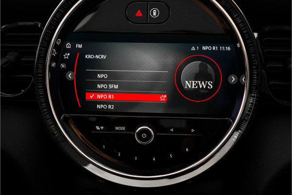 MINI Cabrio 2.0 John Cooper Works HUD H&K ACC Stuurwielverw Camera 18"