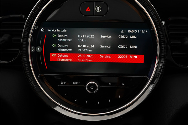 MINI Cabrio 2.0 John Cooper Works HUD H&K ACC Stuurwielverw Camera 18"