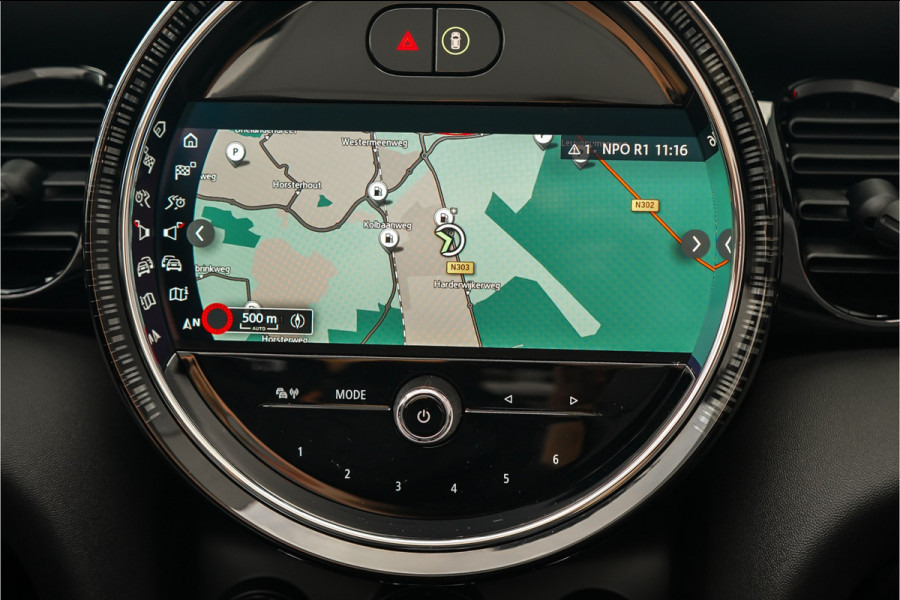MINI Cabrio 2.0 John Cooper Works HUD H&K ACC Stuurwielverw Camera 18"
