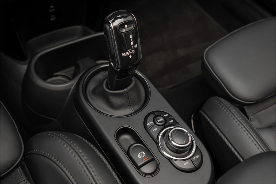 MINI Cabrio 2.0 John Cooper Works HUD H&K ACC Stuurwielverw Camera 18"