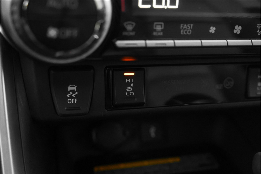 Toyota RAV4 2.5 Hybrid AWD Bi-Tone Navi ACC Camera Trekhaak