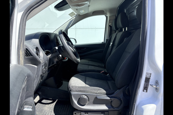 Mercedes-Benz eVito 112 66kWh L2 Elektrisch 95.8% (SOH) 280-WLTP 80kw Snelladen Climate Control Cruise Control Camera Stoelverwarming Parkeersensoren