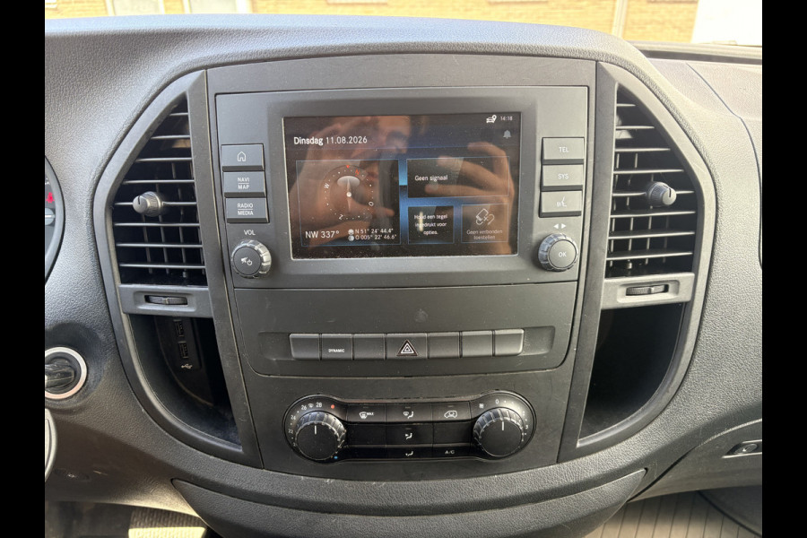 Mercedes-Benz eVito 112 66kWh L2 Elektrisch 95.8% (SOH) 280-WLTP 80kw Snelladen Climate Control Cruise Control Camera Stoelverwarming Parkeersensoren
