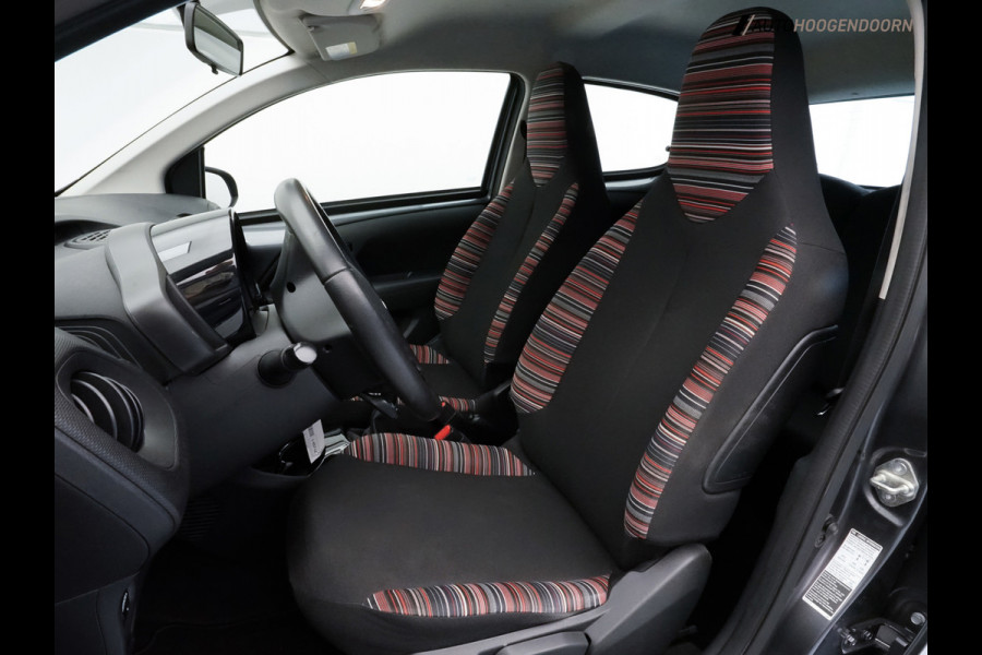 Citroën C1 1.0 VTi Shine Sport (APPLE CARPLAY,CAMERA,LM-VELGEN,CRUISE,AIRCO,COMFORT-STOELEN,LED,TOPCONDITIE)