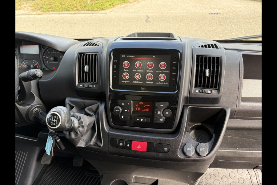 Citroën Jumper 2.2 BlueHDi 140PK L3H2 3.3t ✓ 3-zits ✓imperiaal ✓camera ✓navigatie ✓clima