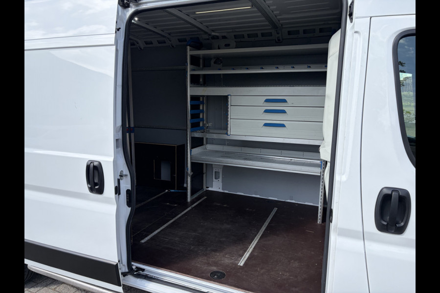 Citroën Jumper 2.2 BlueHDi 140PK L3H2 3.3t ✓ 3-zits ✓imperiaal ✓camera ✓navigatie ✓clima