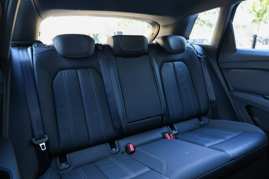 Audi Q4 e-tron 35 Launch edition Advanced Plus 55 kWh