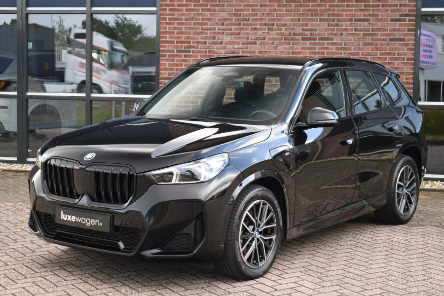 BMW X1 xDrive25e M-Sport Premium ACC-voorbereiding 18inch Camera AC-Snelladen