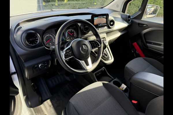 Mercedes-Benz eCitan 112 Pro L2H1 / 51 kWh / 2.469 KM / ** RIJKLAAR ** / LED HIGH PERFORMANCE KOPLAMPEN / CAMERA / ECC / TREKHAAK / STOELVERW