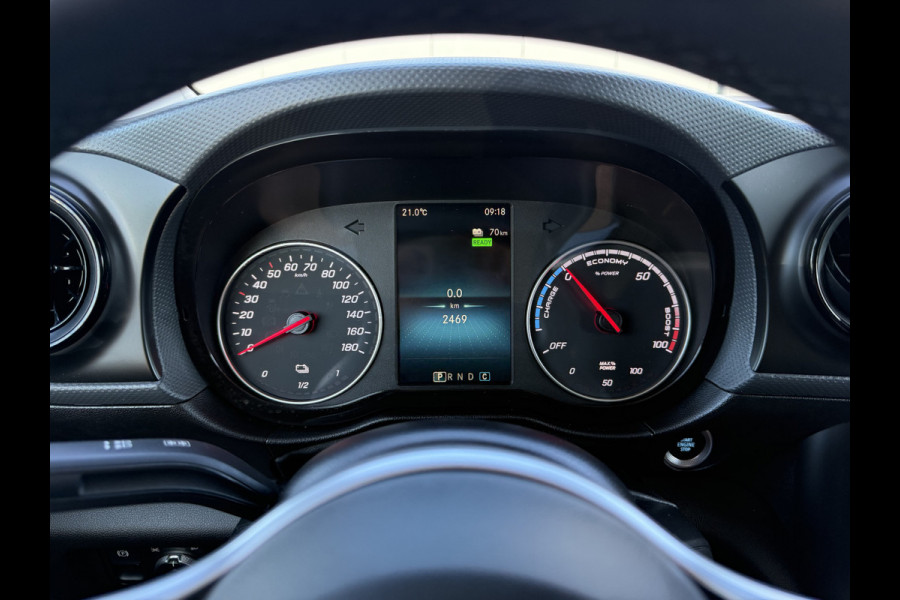 Mercedes-Benz eCitan 112 Pro L2H1 / 51 kWh / 2.469 KM / ** RIJKLAAR ** / LED HIGH PERFORMANCE KOPLAMPEN / CAMERA / ECC / TREKHAAK / STOELVERW