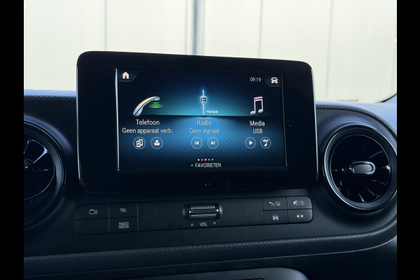 Mercedes-Benz eCitan 112 Pro L2H1 / 51 kWh / 2.469 KM / ** RIJKLAAR ** / LED HIGH PERFORMANCE KOPLAMPEN / CAMERA / ECC / TREKHAAK / STOELVERW