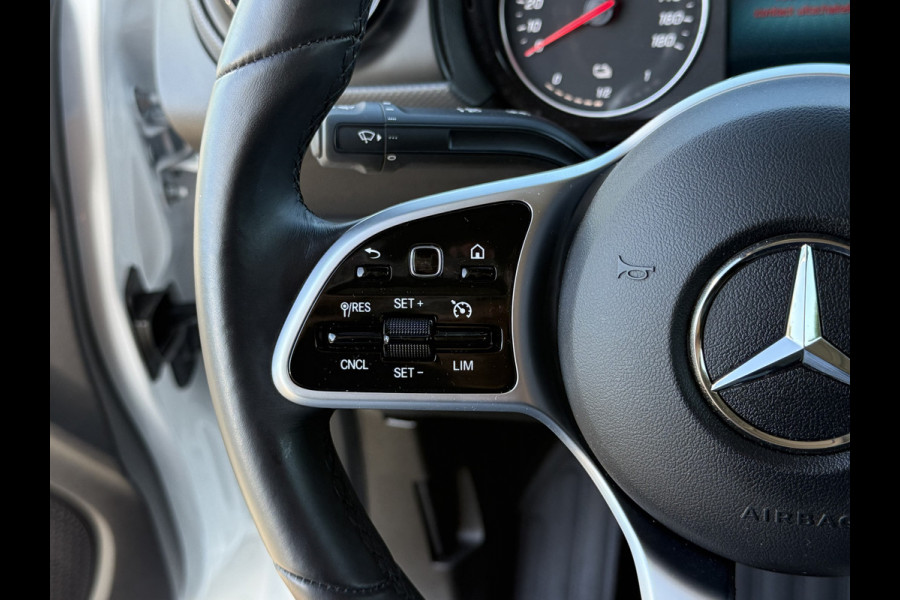 Mercedes-Benz eCitan 112 Pro L2H1 / 51 kWh / 2.469 KM / ** RIJKLAAR ** / LED HIGH PERFORMANCE KOPLAMPEN / CAMERA / ECC / TREKHAAK / STOELVERW