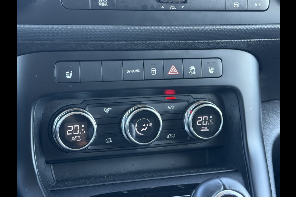 Mercedes-Benz eCitan 112 Pro L2H1 / 51 kWh / 2.469 KM / ** RIJKLAAR ** / LED HIGH PERFORMANCE KOPLAMPEN / CAMERA / ECC / TREKHAAK / STOELVERW