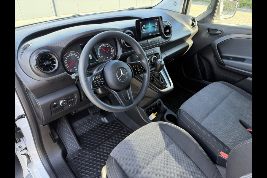 Mercedes-Benz eCitan 112 Pro 51 kWh / L2H1 / TREKHAAK / 3-ZITS / **3.698 KM!!** / CAMERA / CRUISE / ECC / CARPLAY