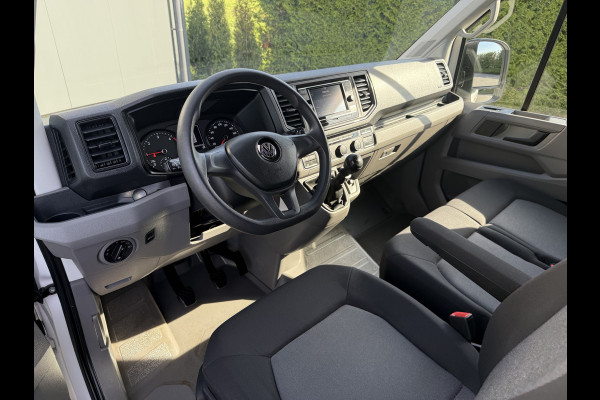 Volkswagen Crafter 2.0 TDI 141 PK / L3H3 / 2x SCHUIFDEUR / IMPERIAAL + LADDER / 3 TONS TREKHAAK / CAMERA / 3-ZITS / VERWARMDE VOORRUIT